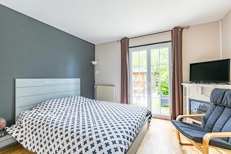 Maison - 258 m² - 8 pièces