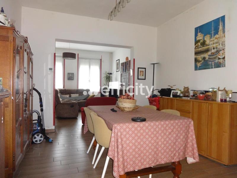 Maison - 140 m² - 7 pièces