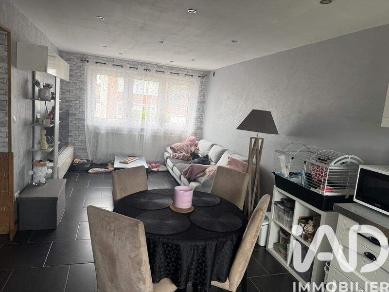 Maison de ville - 88 m² - 5 pièces