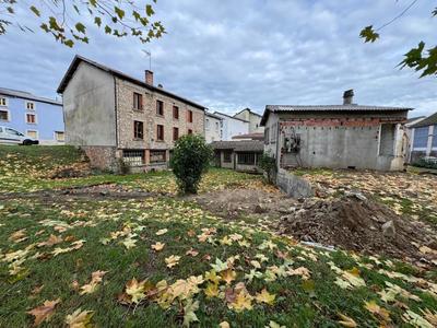 Maison - 259 m² - 10 pièces