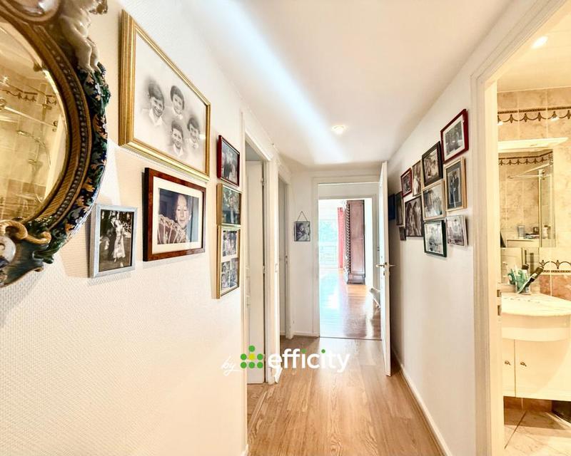 Appartement - 141 m² - 5 pièces