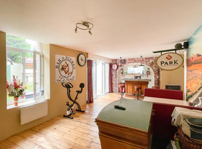 Appartement - 130 m² - 4 pièces