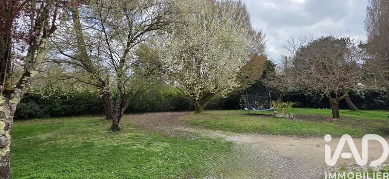 Maison - 241 m² - 7 pièces