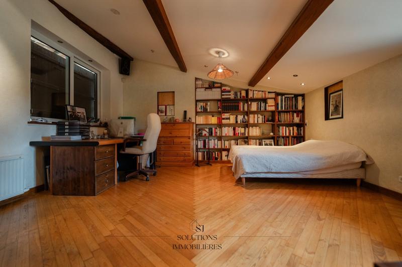 Maison - 194 m² - 7 pièces