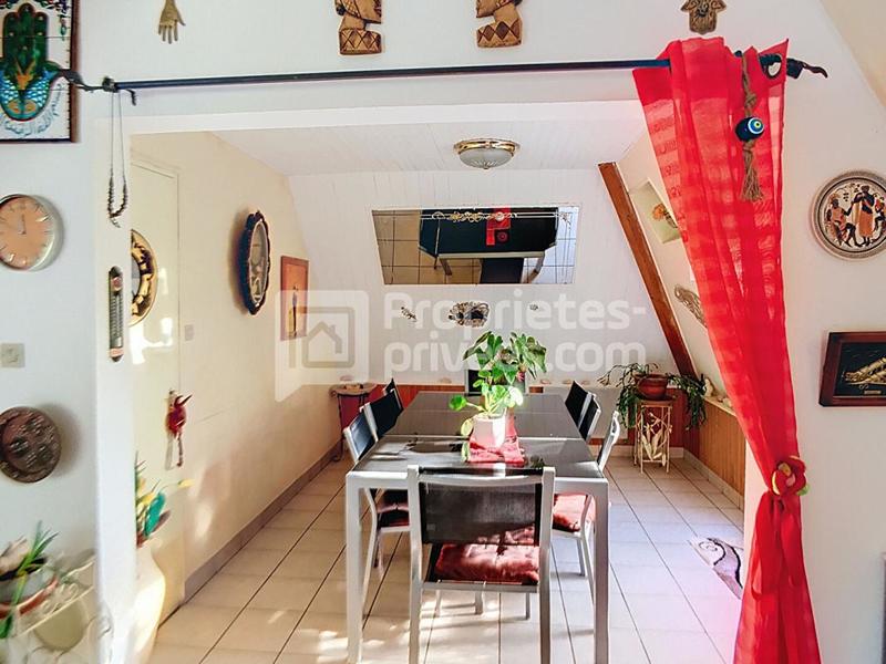 Maison - 341 m² - 10 pièces