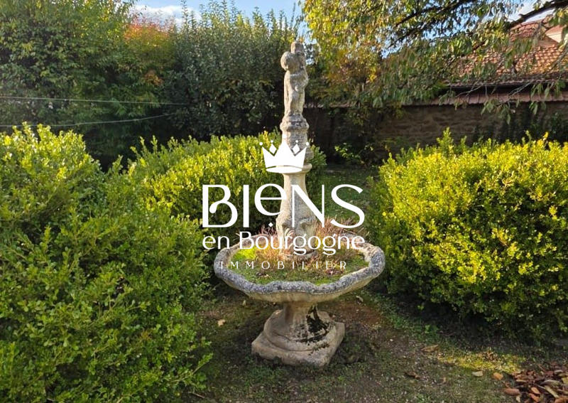 Maison - 200 m² - 9 pièces