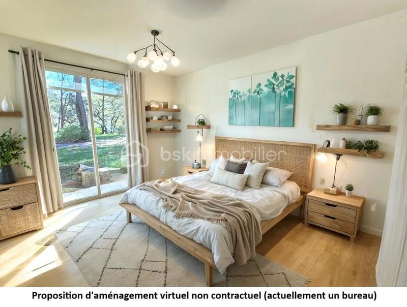 Maison - 210 m² - 6 pièces