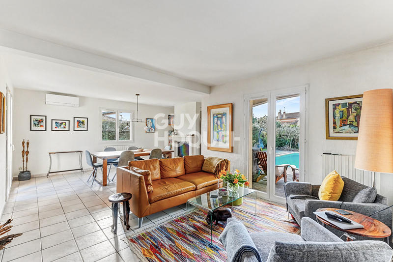 Maison - 161 m² - 6 pièces