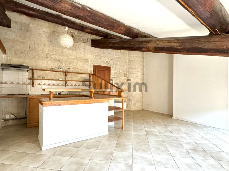 Appartement - 70 m² - 2 pièces