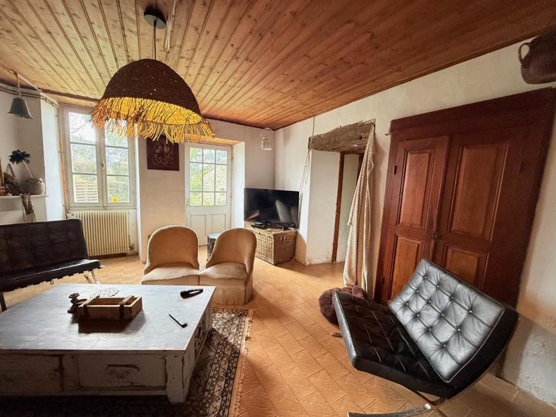 Corps de ferme - 80 m² - 6 pièces