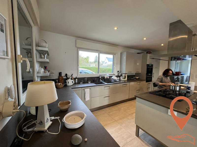 Maison contemporaine - 220 m² - 9 pièces