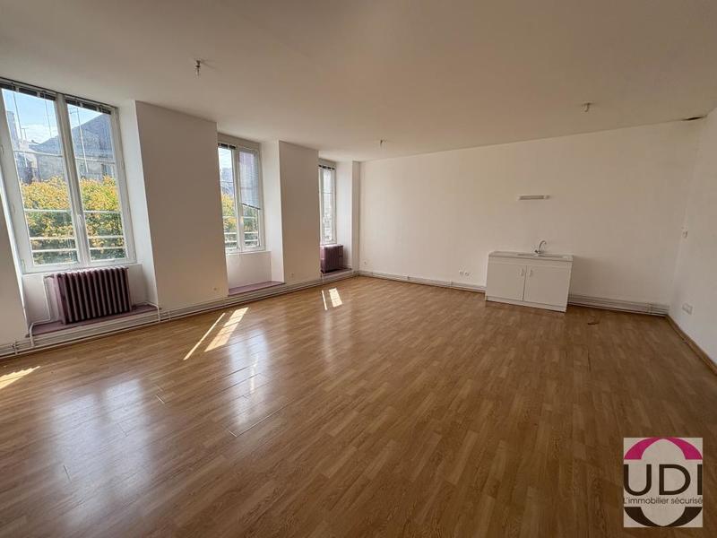 Immeuble - 200 m² - 7 pièces