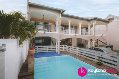 Villa - 143 m² - 5 pièces