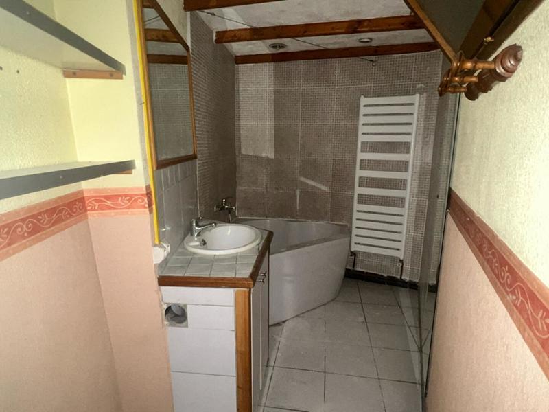 Maison - 490 m² - 21 pièces