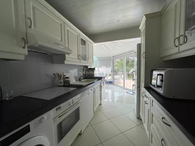 Maison - 175 m² - 5 pièces