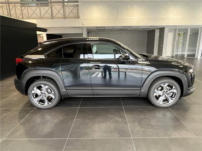 Mazda Mx-30 Electrique 2022 E-Skyactiv 145 Ch Makoto Modern Confidence