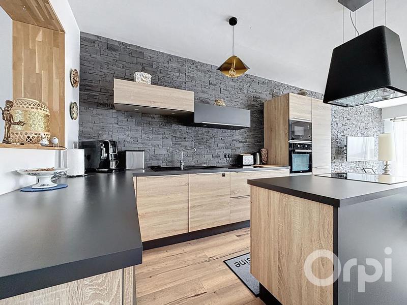 Maison - 199 m² - 4 pièces