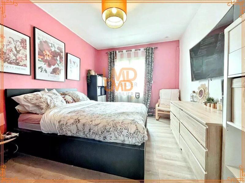 Appartement - 90 m² - 4 pièces