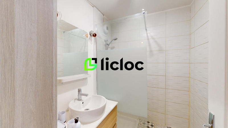 Appartement - 83 m² - 5 pièces