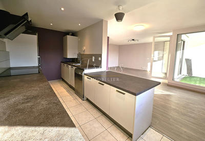 Appartement - 87 m² - 4 pièces