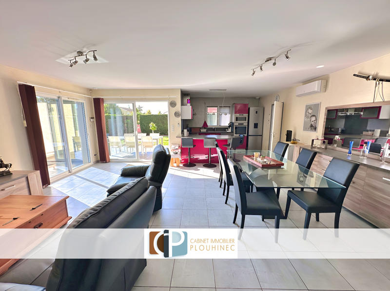 Maison - 96 m² - 4 pièces