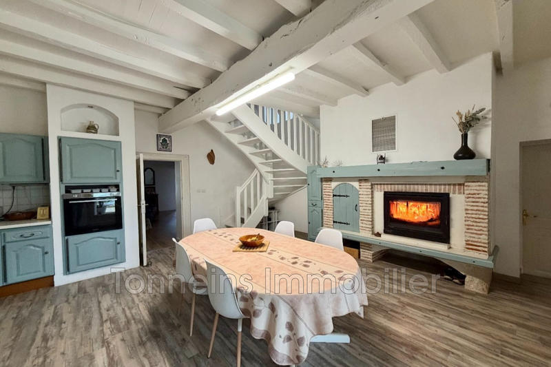 Maison - 240 m² - 8 pièces