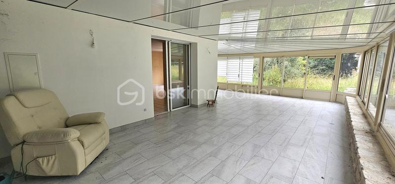 Maison - 270 m² - 10 pièces