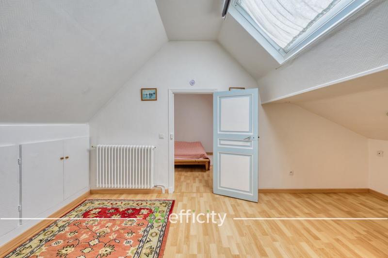 Maison - 150 m² - 6 pièces