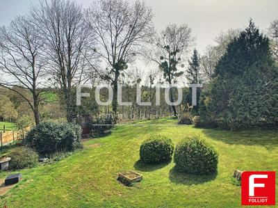 Maison - 178 m² - 8 pièces