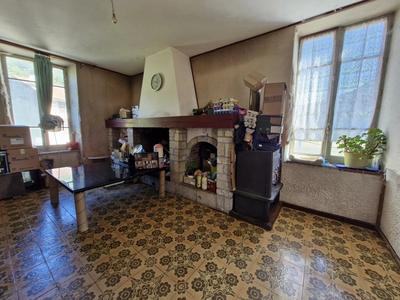 Maison - 244 m² - 6 pièces