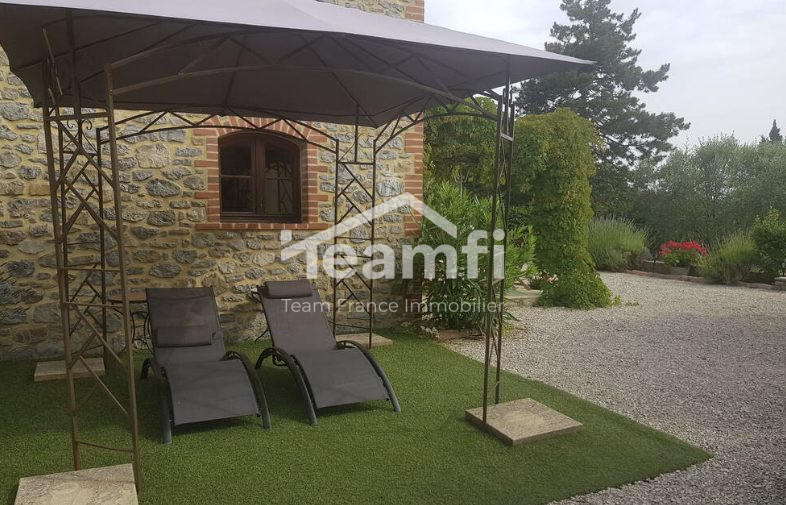 Mas - 215 m² - 12 pièces