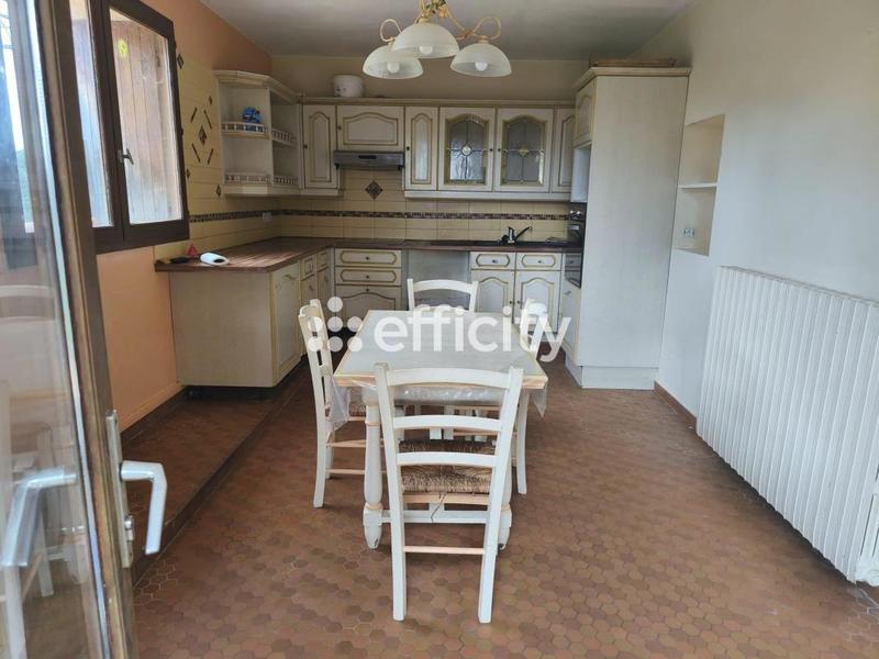 Maison - 518 m² - 12 pièces