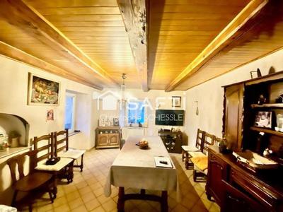 Maison - 120 m² - 6 pièces