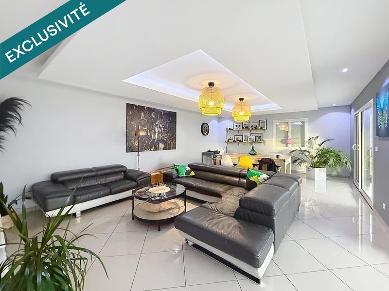 Villa - 167 m² - 6 pièces