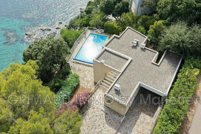 Maison - 187 m² - 10 pièces