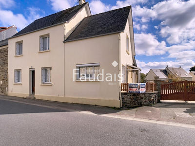 Maison - 111 m² - 5 pièces