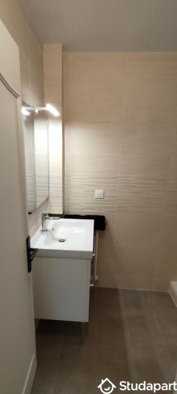 Chambre - 9 m² - 1 pièce