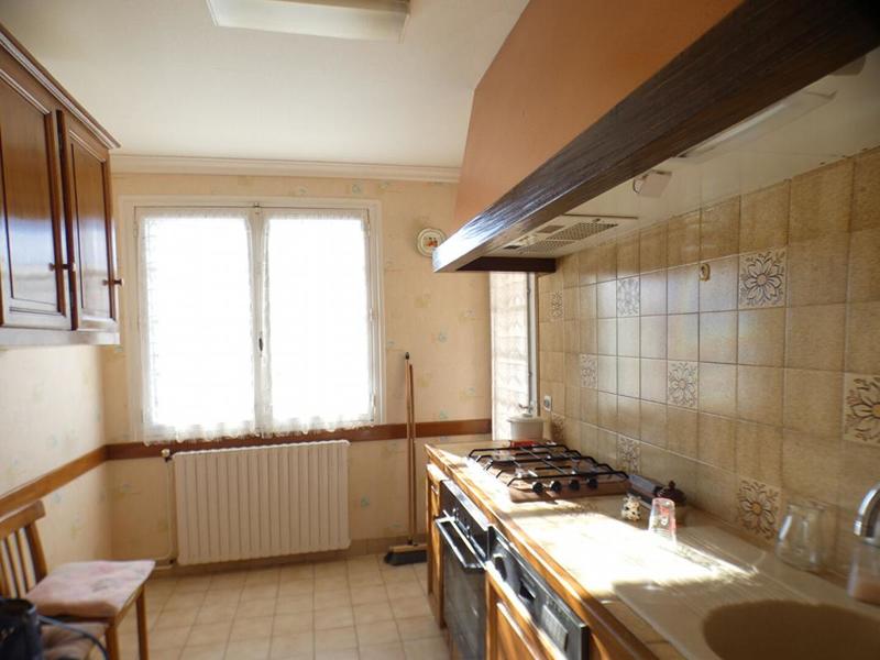 Maison - 80 m² - 5 pièces