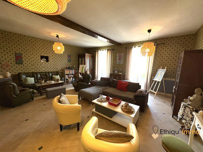 Maison ancienne - 248 m² - 8 pièces