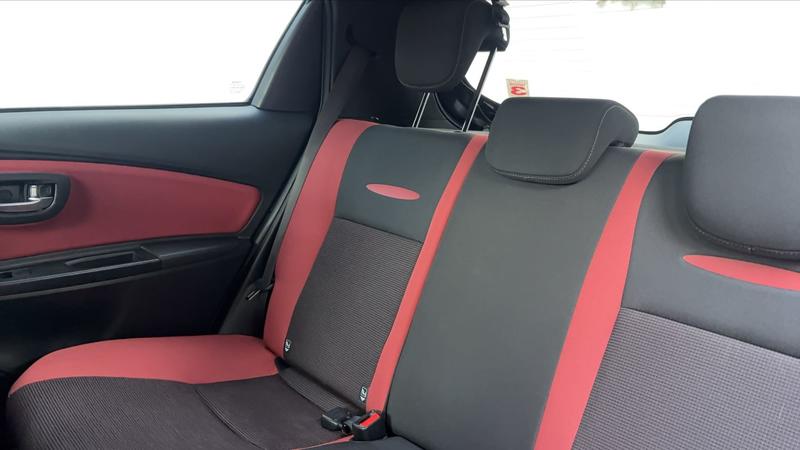 Toyota Yaris III 1.5 VVTi Hybrid 100h E-Cvt France