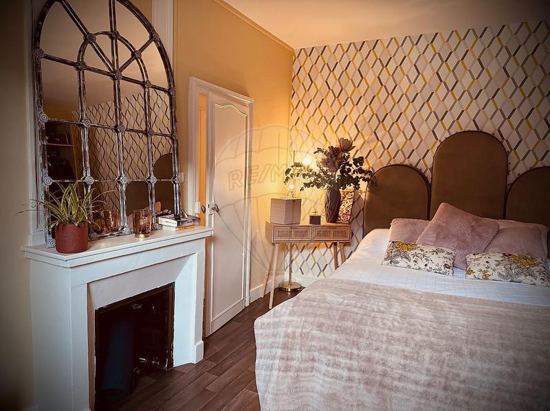 Immeuble - 240 m² - 10 pièces