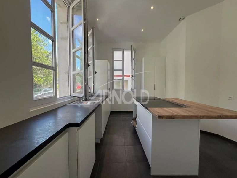 Maison - 145 m² - 6 pièces