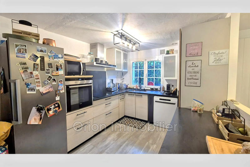 Maison - 170 m² - 5 pièces