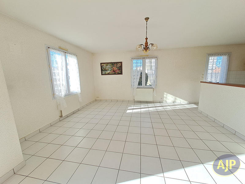 Maison - 76 m² - 3 pièces