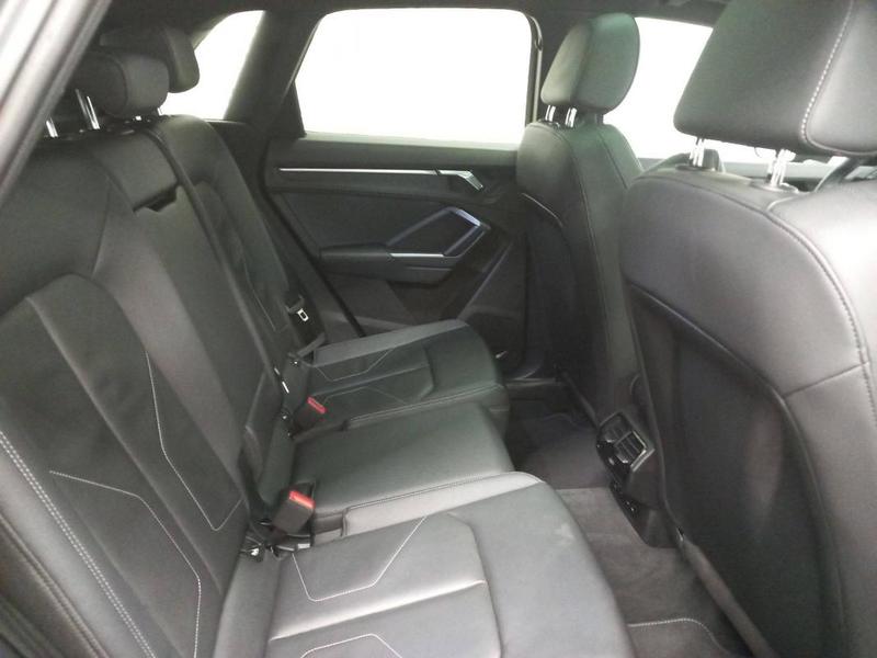 Audi Q3 35 Tdi 150 ch s tronic 7 s line