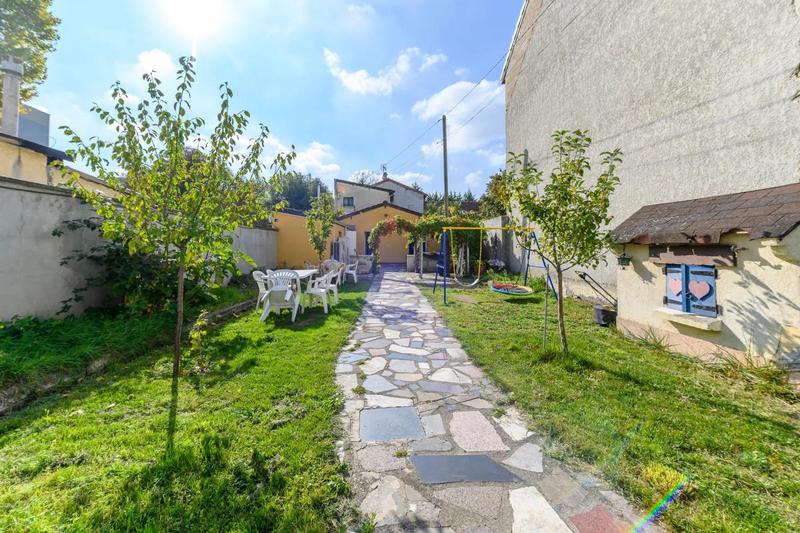 Maison - 112 m² - 6 pièces