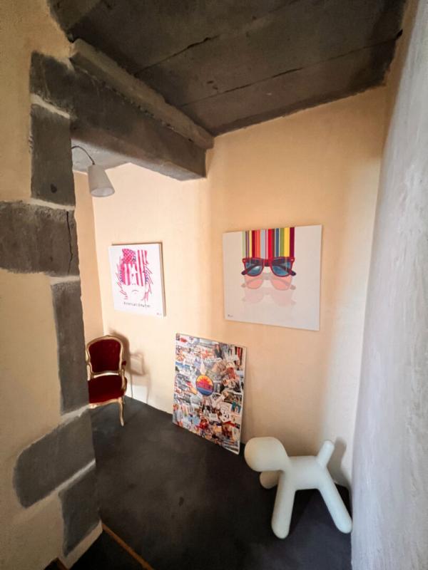 Maison - 270 m² - 6 pièces