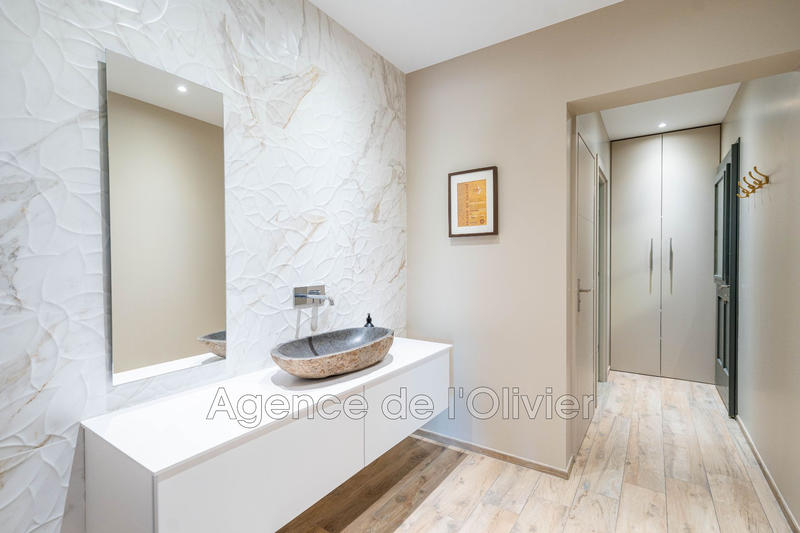 Villa - 309 m² - 6 pièces