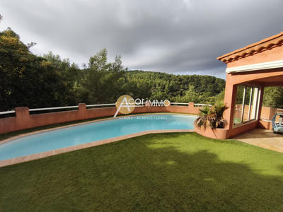 Maison - 170 m² - 7 pièces