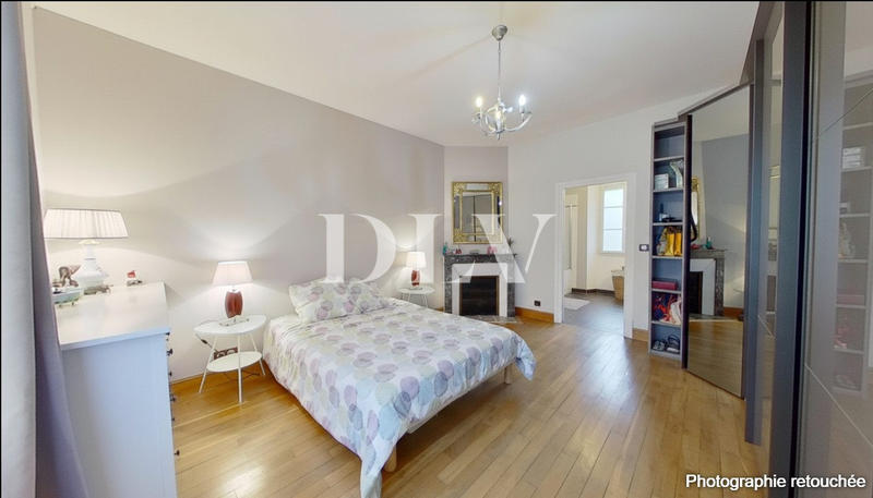 Maison ancienne - 197 m² - 7 pièces